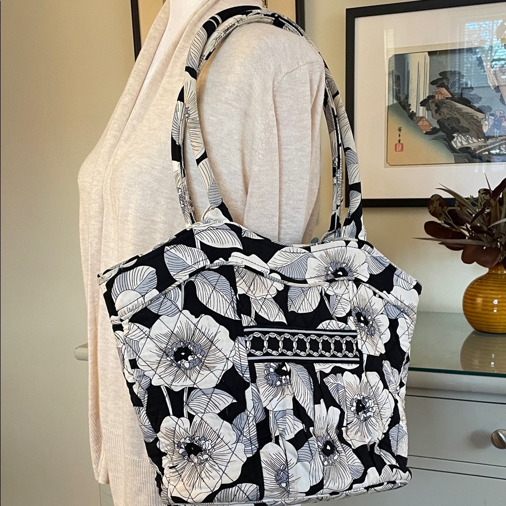 😍 Vera Bradley Sweetheart Tote Black and White Bag